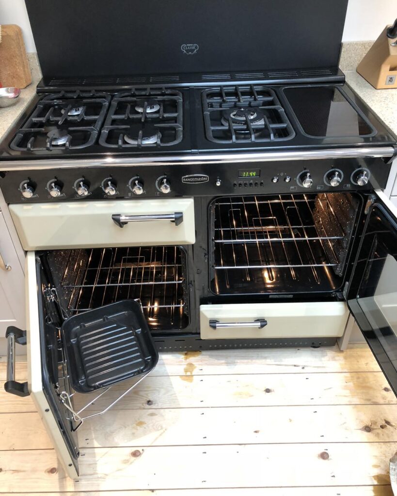 514585257_1284580307003523_2314146162367184428_n